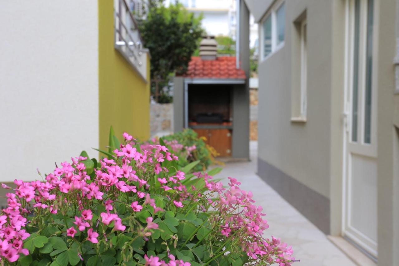 Apartment Nemira 17039a Tice Bagian luar foto